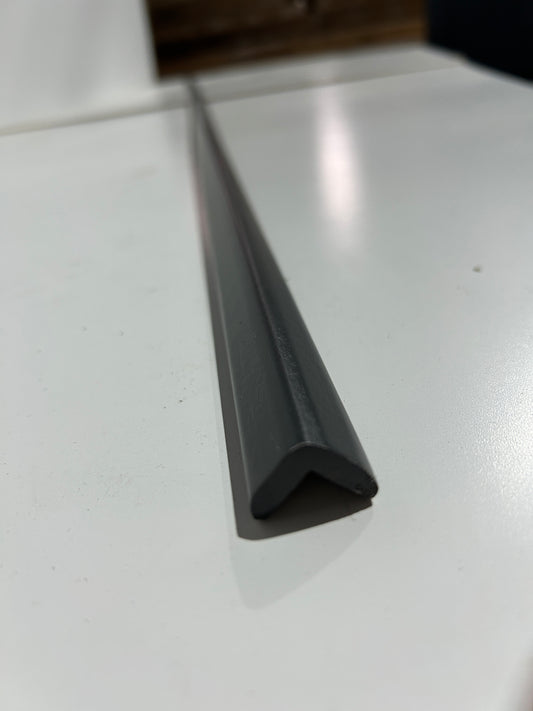 Graphite Shaker Outside Corner Molding OCM8