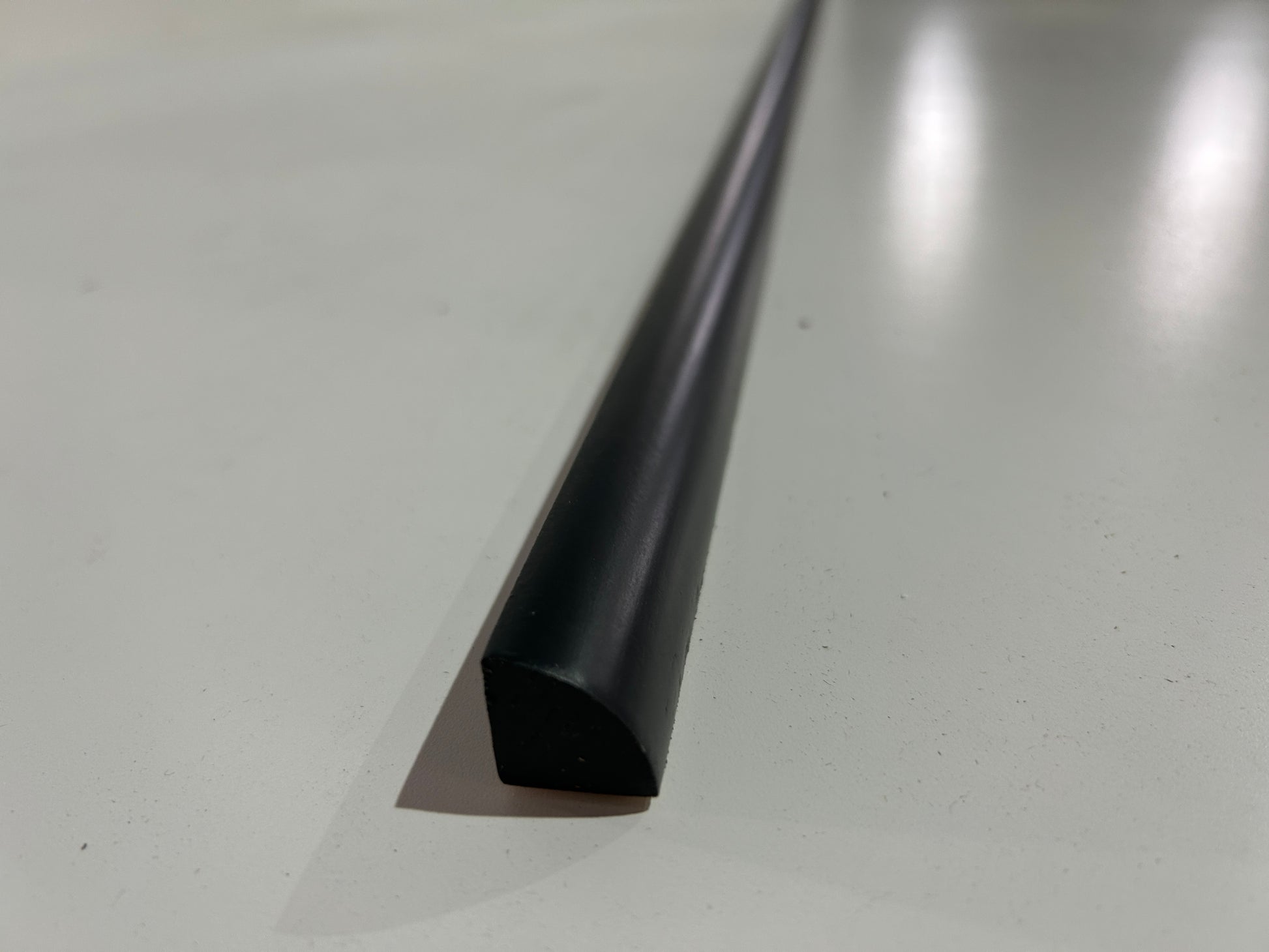 Graphite Shaker Shoe Molding SHOE