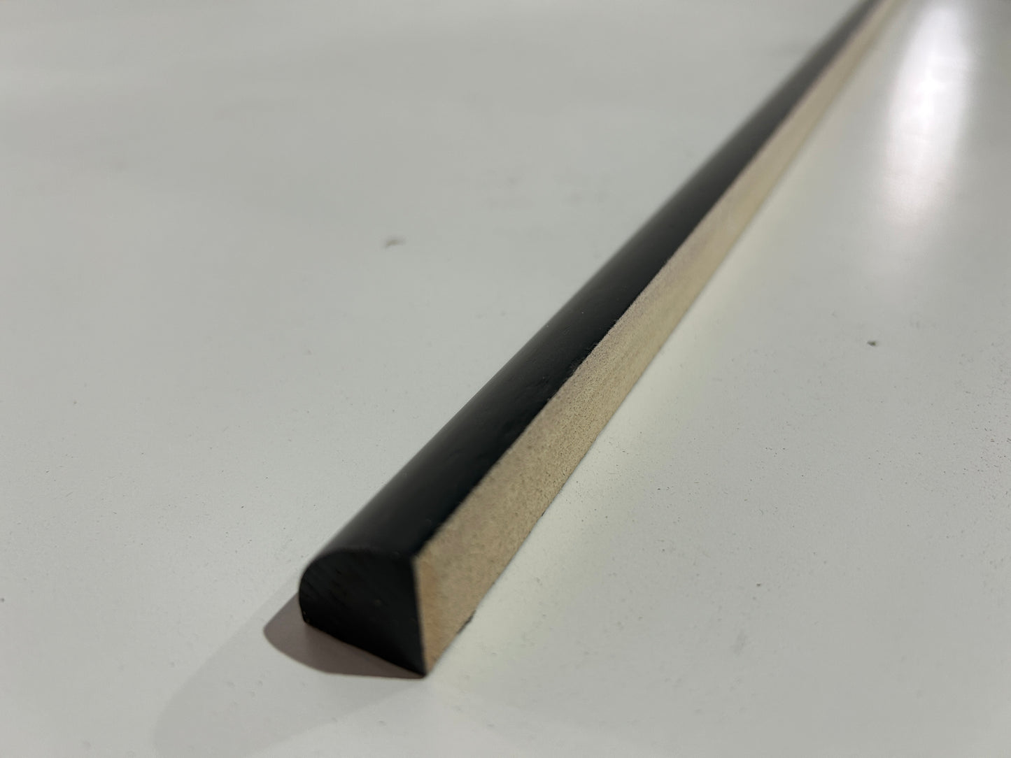 Graphite Shaker Shoe Molding SHOE
